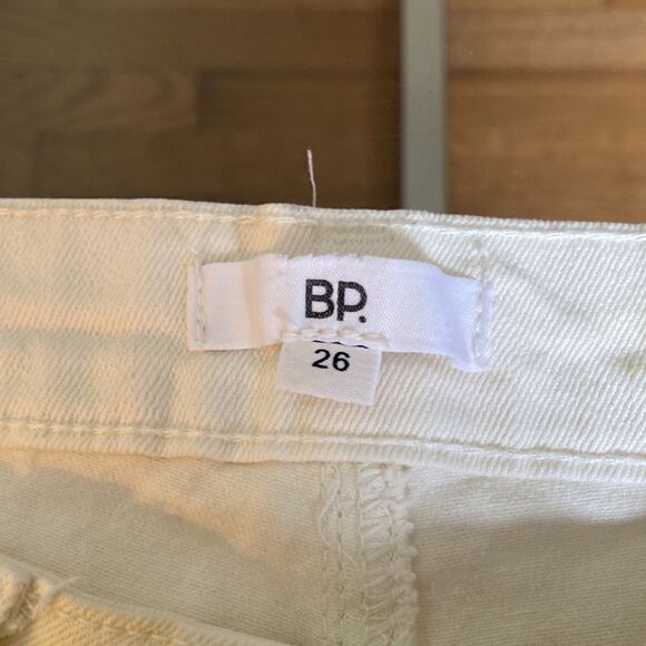 Cream with green tie-dye painter, pants jeans. High waisted, wide leg size 26. - Picture 14 of 14